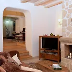 Charmantes Steinhaus In Agios Matheos